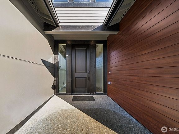 4th image of 3325 232nd Street E