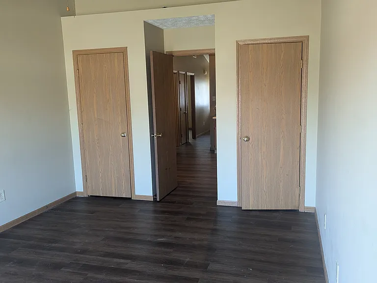 1136 Van Way — Photo 5