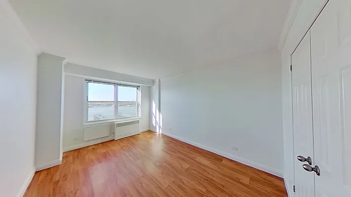 Rented by Green Home NY Realty LLC | media 6