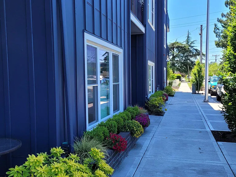 Cornerstone Apartments - Exterior