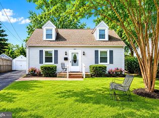 1011 Paul Dr, Rockville, MD 20851