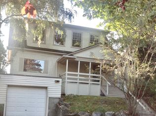 5019 9th Ave NE, Seattle, WA 98105