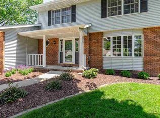 3622 73rd St, Moline, IL 61265