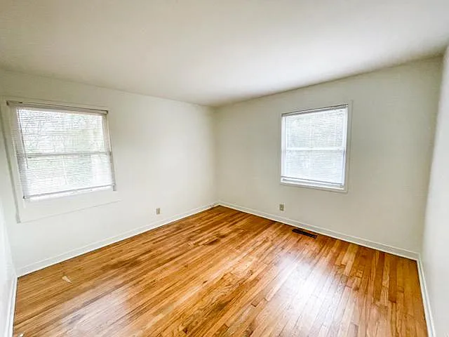 1112 W Lake Dr — Photo 10