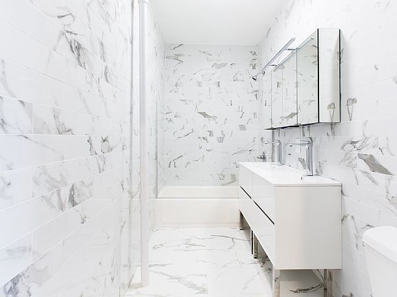 2nd image of 600 Vanderbilt Ave #3