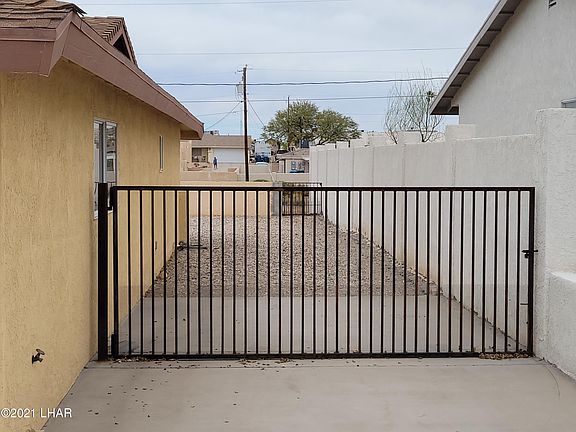 5th image of 674 Apache Dr