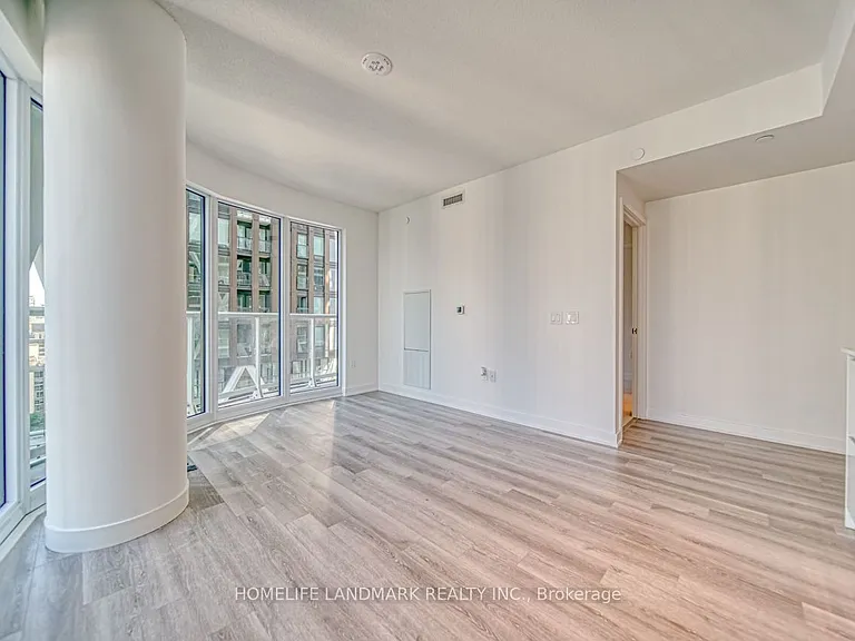 230 Simcoe St #1919 — Photo 6