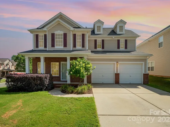 124 Glade Valley Ave, Mooresville, NC 28117