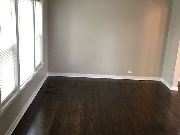 4th image of 2630 Willow St