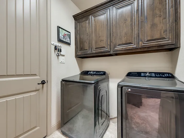 2129 Portwood Way — Photo 31