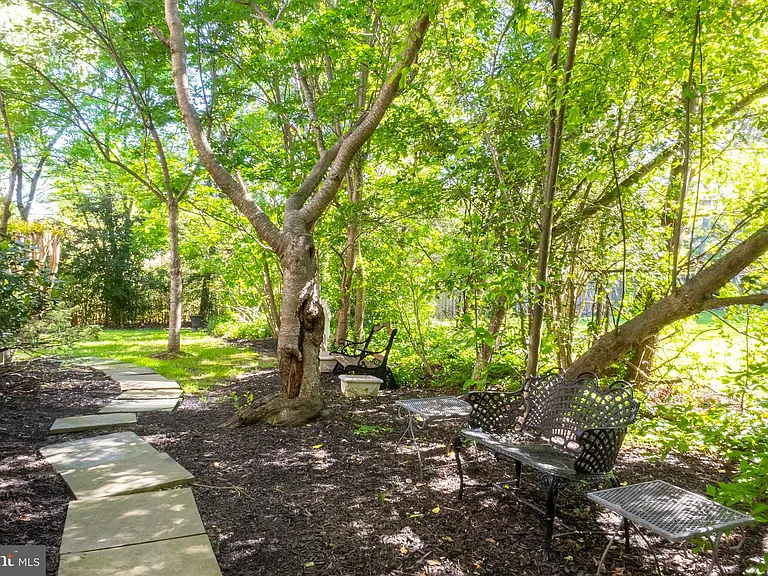 4705 Rippling Pond Dr — Photo 3