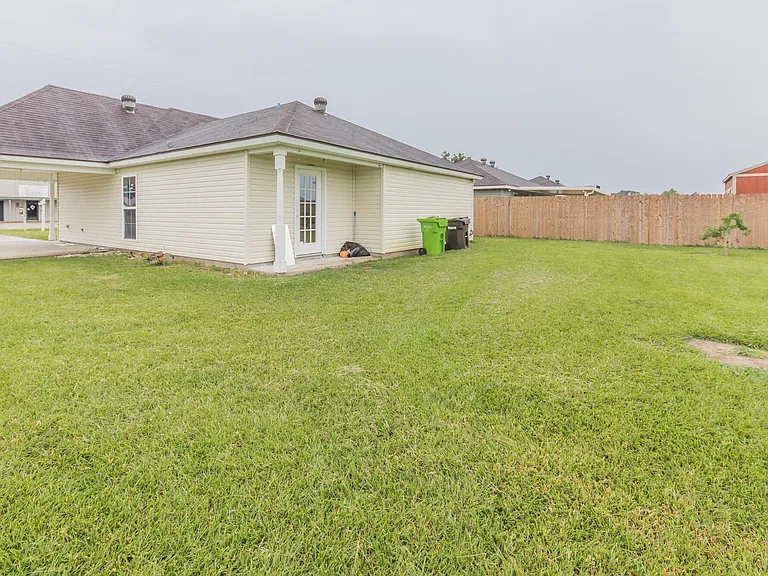 1029A Gary Dr — Photo 17