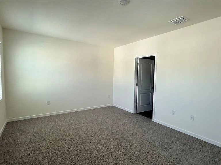 2066 Walnut Creek Dr — Photo 29