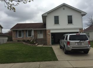 417 Ronnie Dr, Buffalo Grove, IL
