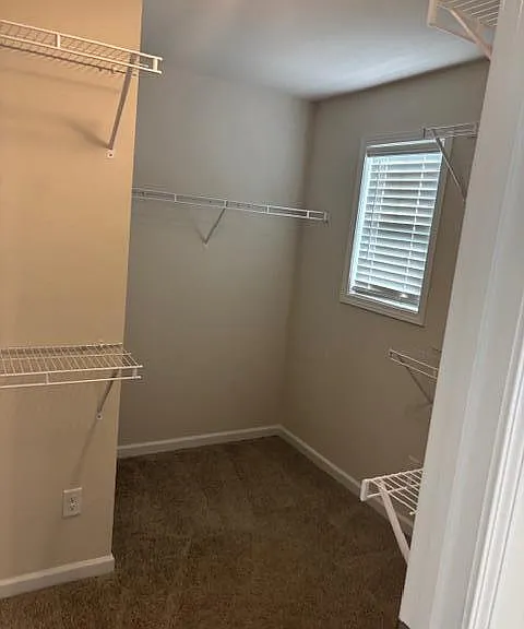 1860 Payne Dr — Photo 10