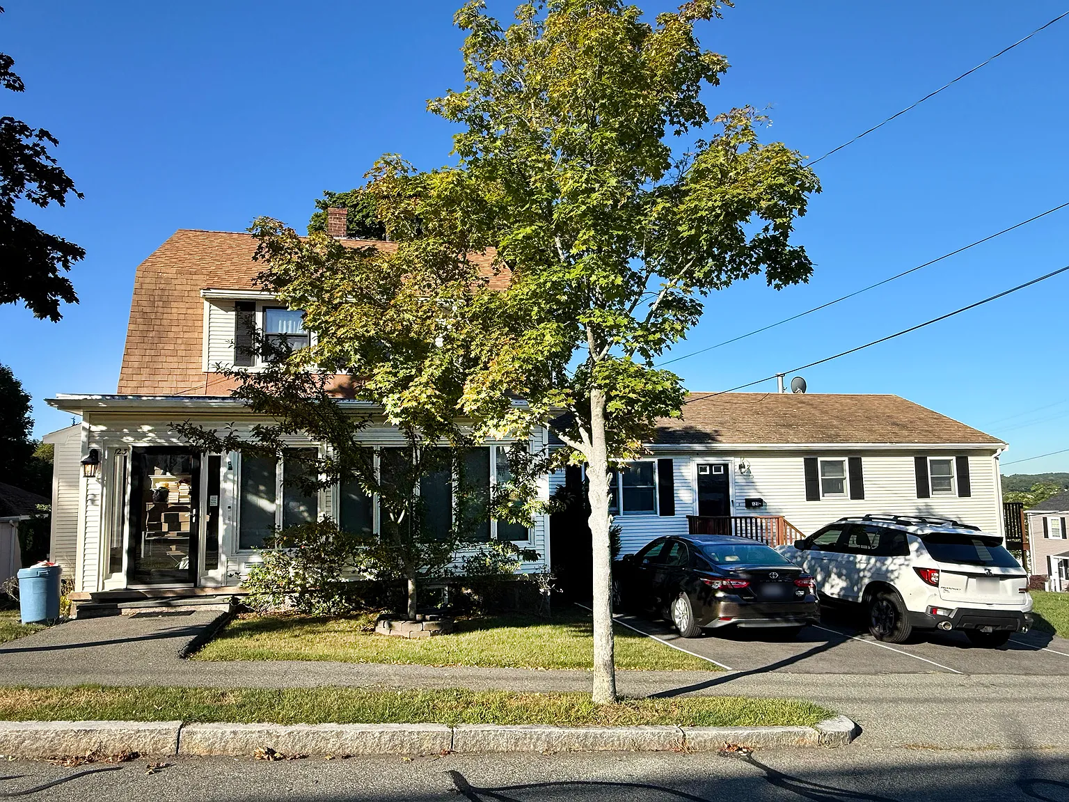3 bed, 1.5 bath, 2095 sqft, $3,500 — Photo 1