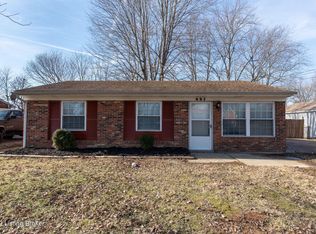451 Blossom Rd, Louisville, KY 40229