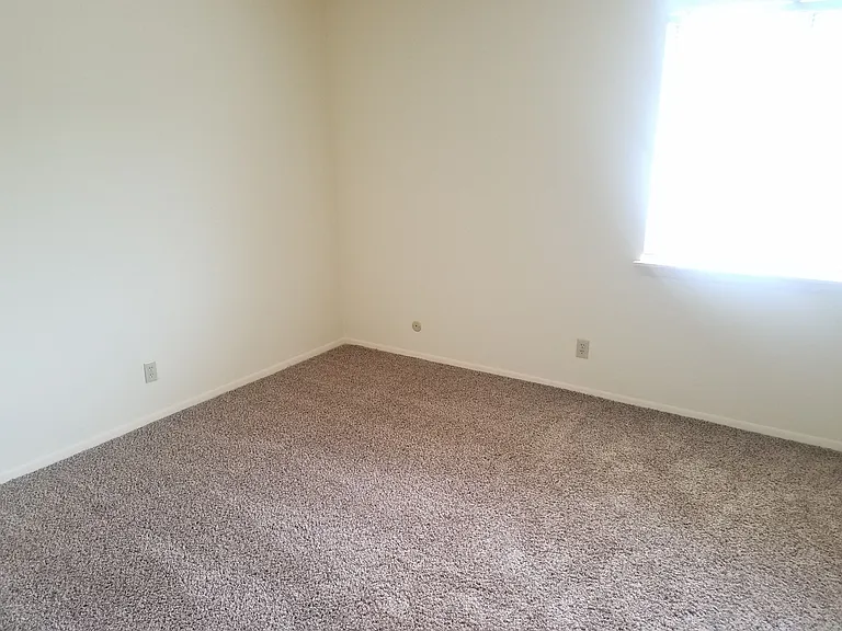 Kimberly Club Apartments — Photo 177