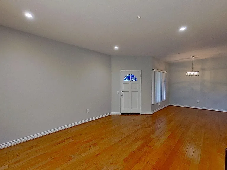 2960 Champion Way #304 — Photo 3
