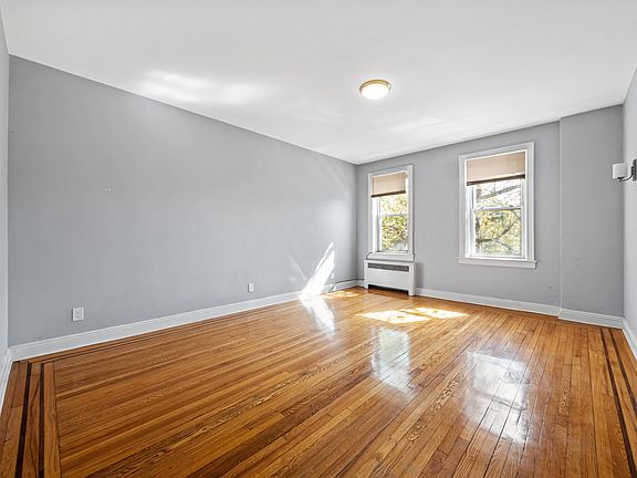 5th image of 292 Harrison Ave APT B3