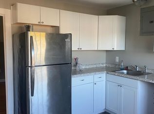 285 Boston Post Rd #B, East Lyme, CT 06333