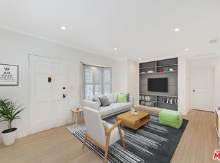 1040 Havenhurst Dr, West Hollywood, CA 90046