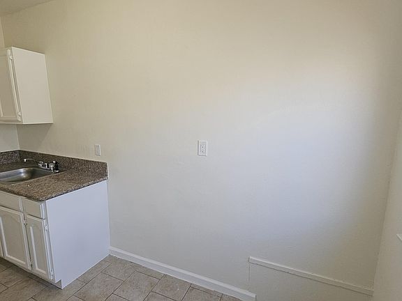 2nd image of 239 W 25th St Unit 6
