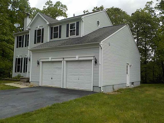 2nd image of 628 Forsythia Dr