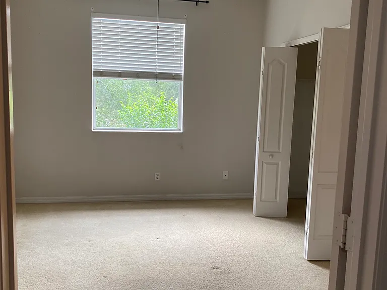 3333 Wilshire Way Rd #8 — Photo 17