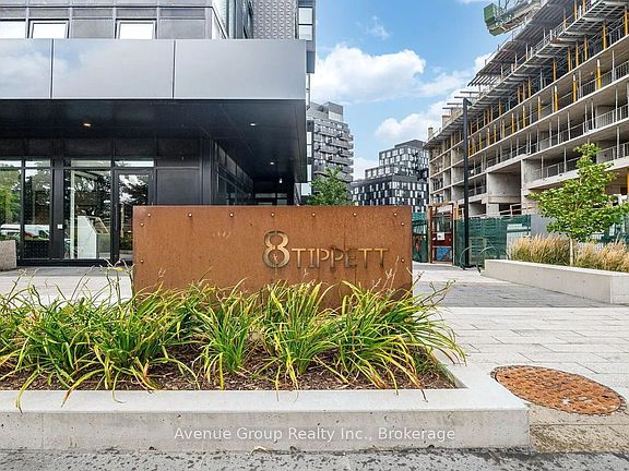 2nd image of 8 Tippett Rd #616