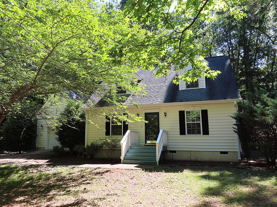 1st image of 205 S English Hill Ln