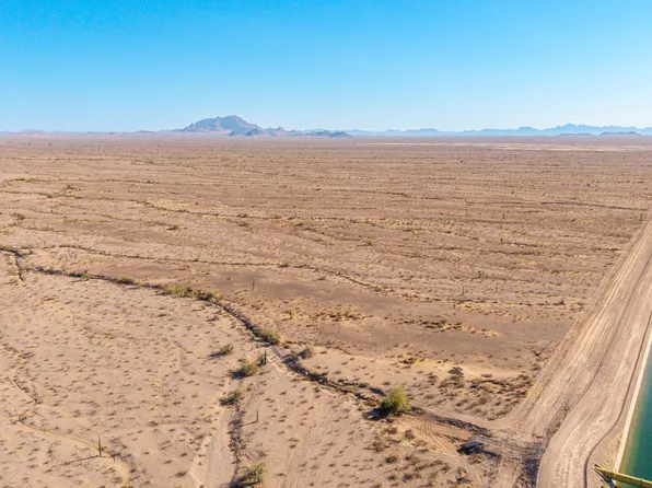 0 W Olive Ave 40 -- #40, Tonopah, AZ 85354