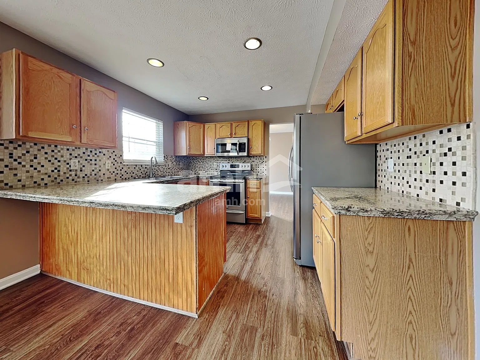 4 bed, 2.5 bath, 2182 sqft, $2,635 — Photo 3