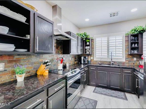 2nd image of 34931 N 30TH Avenue