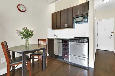 Rented by Cooper & Cooper Real Estate