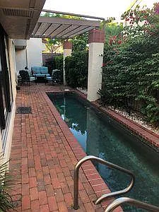 556 Bay Villas Ln — Photo 29