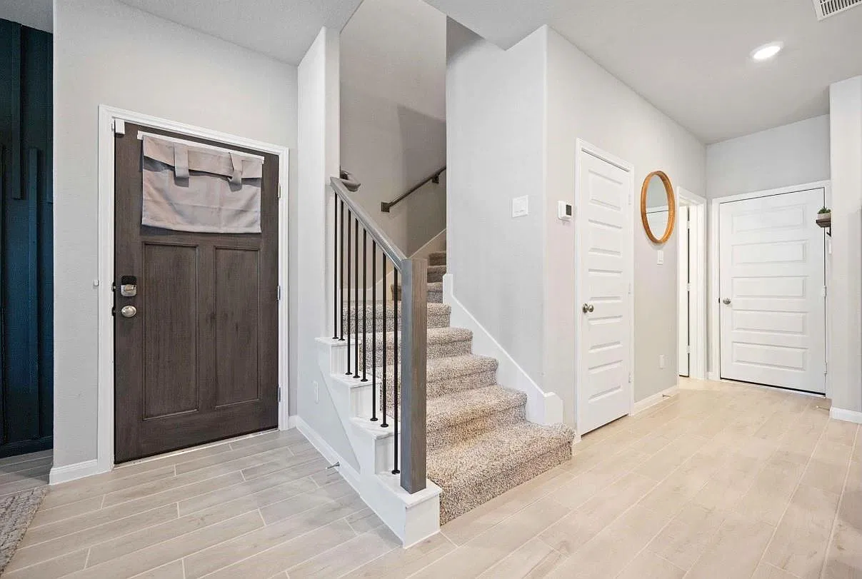 2 bed, 2.5 bath, 1571 sqft, $2,500 — Photo 4