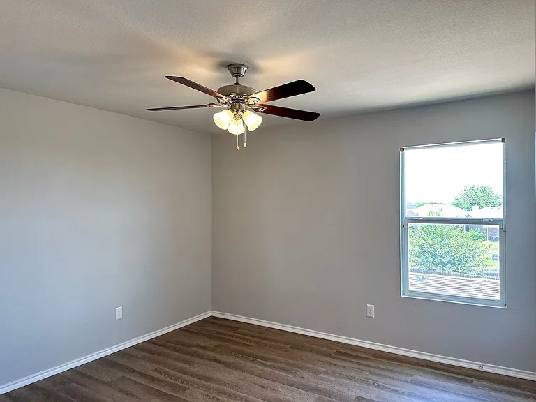 5049 Mosaic Dr — Photo 19