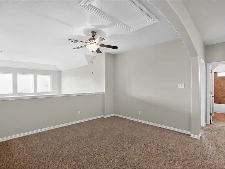 348 Vista Gardens Dr — Photo 8