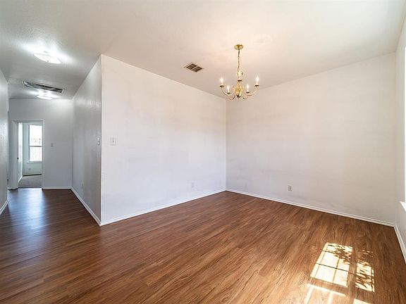 3rd image of 11500 Lauren Way