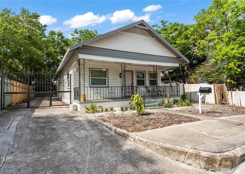1st image of 1409 E 23RD AVENUE