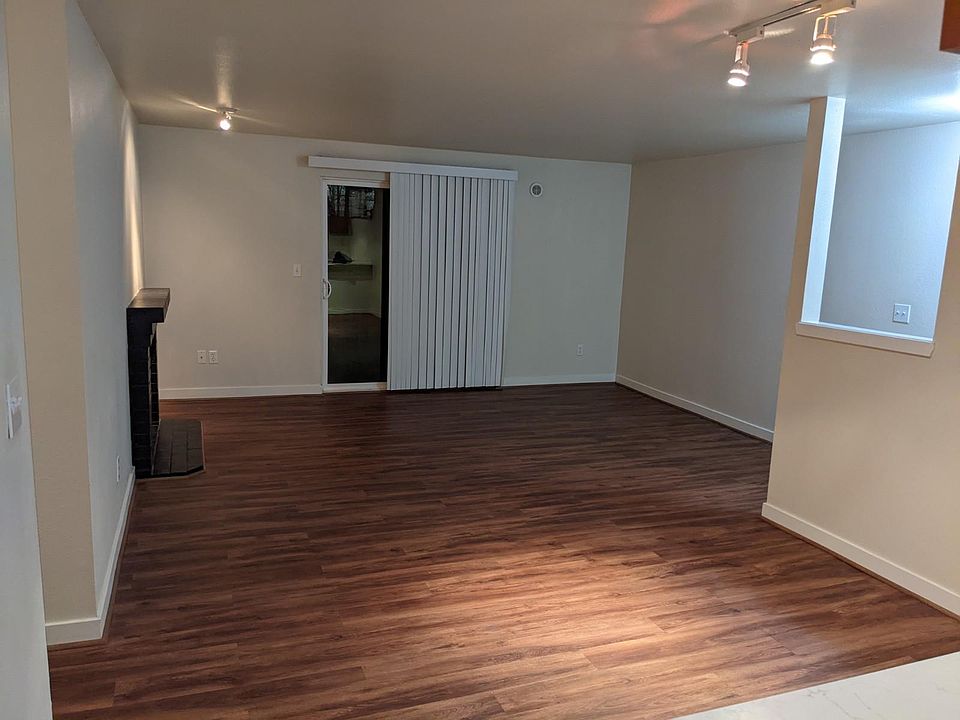 Living and Dining Area