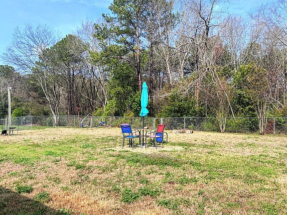 3rd image of 1809 Formosa Drive