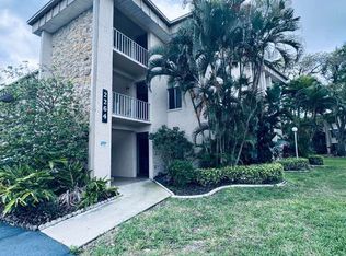 2264 Winkler Ave APT 202, Fort Myers, FL 33901