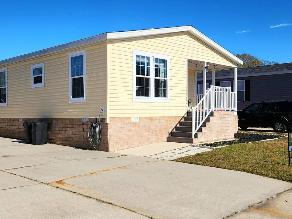 2nd image of 6776 Townsend Rd #87