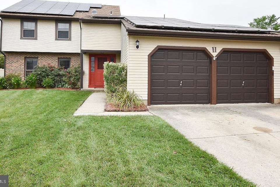 1st image of 11 Meadowrue Dr