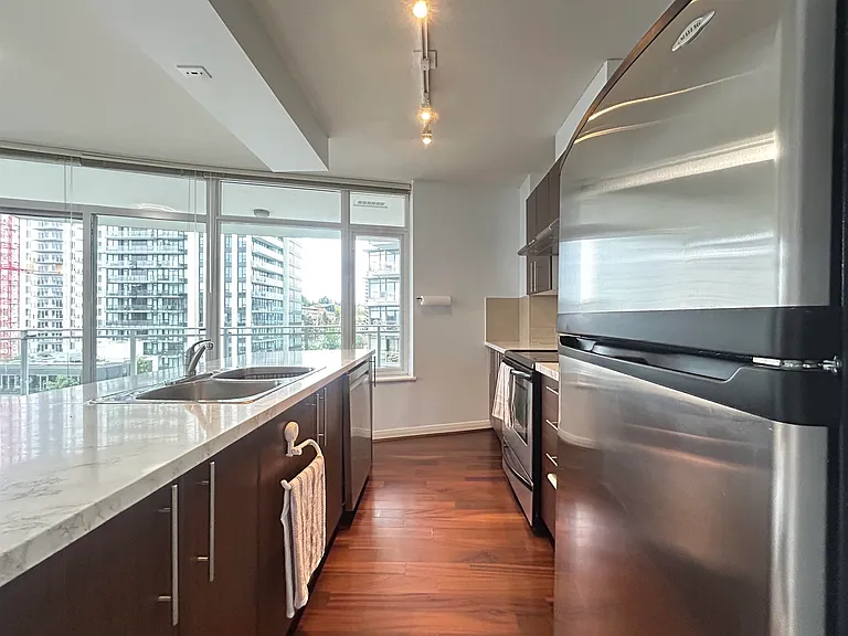 898 Carnarvon St #1506 — Photo 3