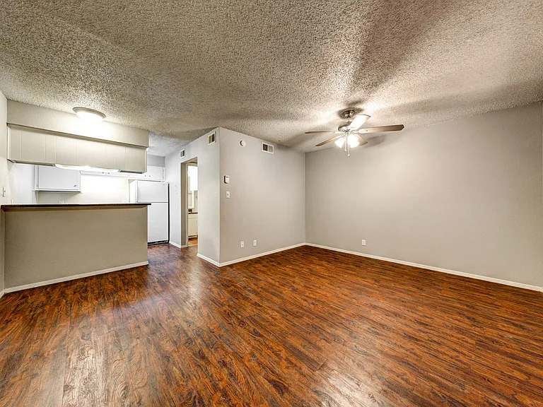 Duval Court — Photo 7
