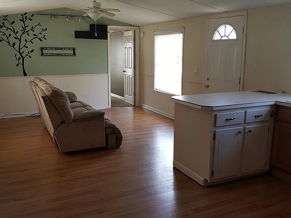4th image of 3584 Argonne Ave Trlr 3