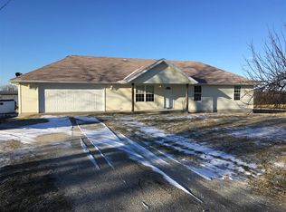 45 Glenrock Rd, Elkland, MO 65644